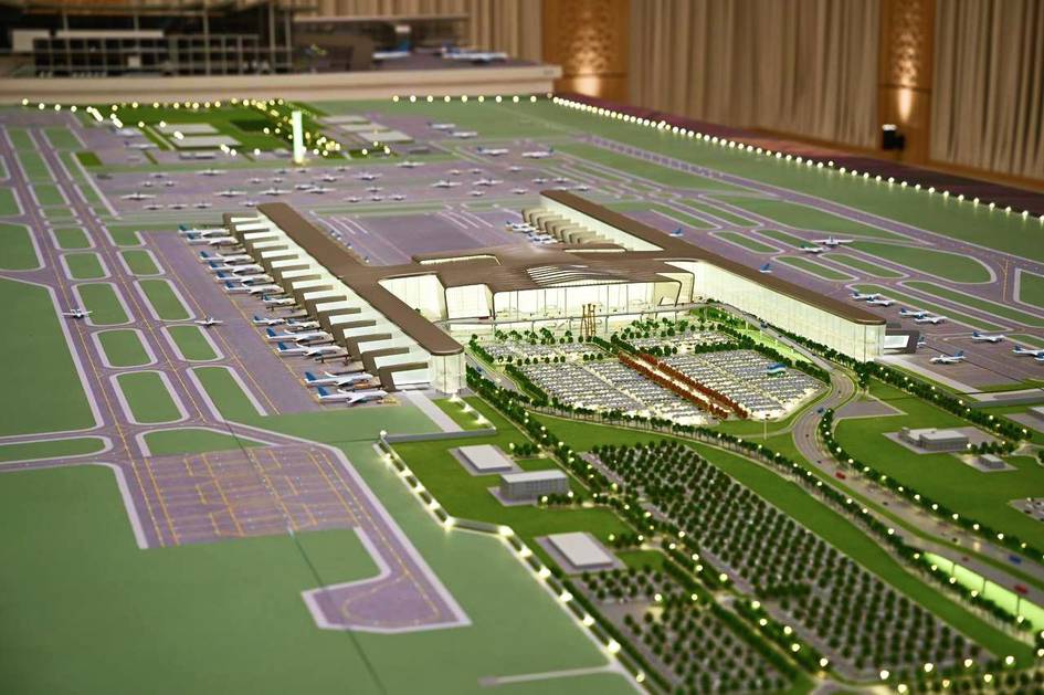 В Узбекистане будет построен новый международный аэропорт: Шавкат Мирзиёев дал старт мегапроекту