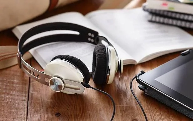 Топ-5 лучших песен 2025 года