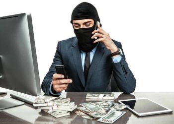 «Вы не подали налоговую декларацию вовремя» — мошенники придумали новый метод