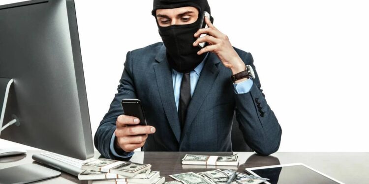 «Вы не подали налоговую декларацию вовремя» — мошенники придумали новый метод