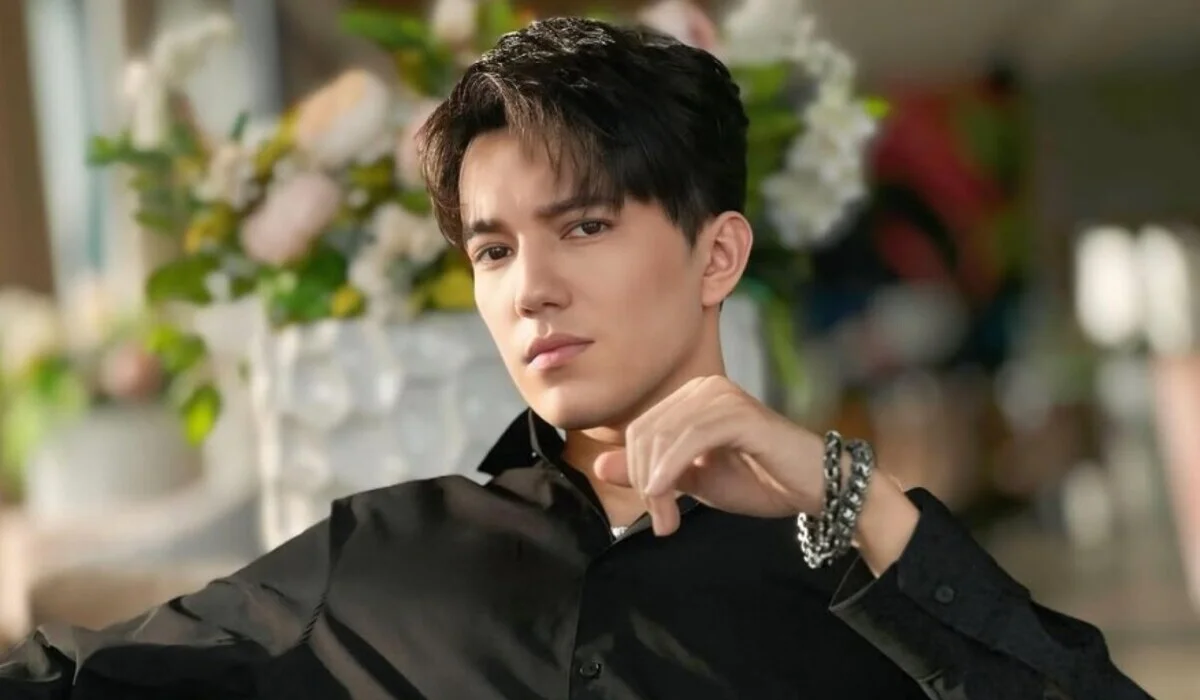 «Жизнь трусливого ребенка»: Димаш раскритиковал Байдилдинова, пренебрегшего казахским языком