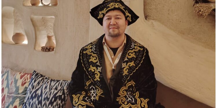 Кайыр Рысбаев: «Включение женщин в родословную — признак справедливости и равенства»