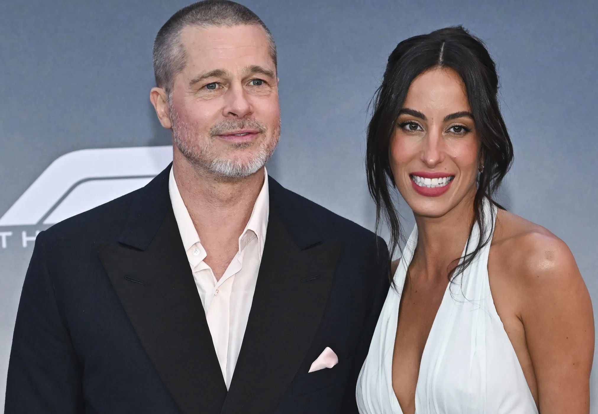 Брэд Питт и Инес де Рамон переехали в новый дом стоимостью 12 миллионов долларов.