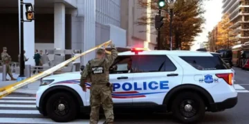 В Вашингтоне у Белого дома произошла стрельба — двое нацгвардейцев тяжело ранены