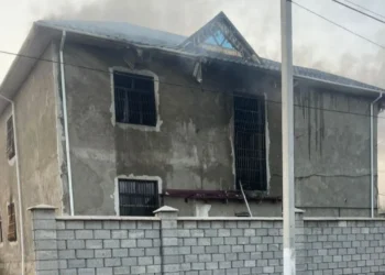 «Пока состава преступления нет»: Канат Бозымбаев доложил о мерах после пожара в Жетисае