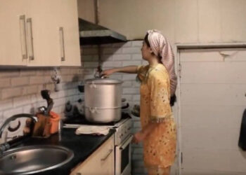 Невестка сделала манты из мяса свекрови и раздавала соседям