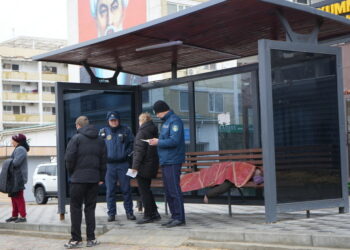 В Актау на остановке найден труп мужчины