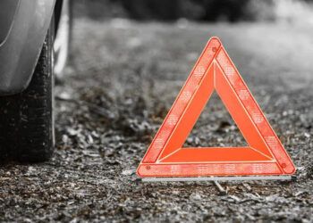 В Алматы произошло крупное ДТП с участием автобуса: пострадал один ребёнок