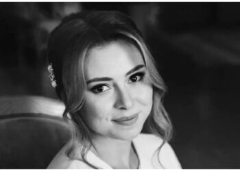 «Она легла в больницу только потому, что у неё не шло молоко»: в Алматы умерла женщина после родов