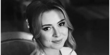 «Она легла в больницу только потому, что у неё не шло молоко»: в Алматы умерла женщина после родов