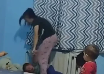 «Привязали к батарее и избили»: отец рассказал о происшествии в Жаркенте