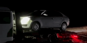 Пьяный отец посадил за руль 10-летнего сына