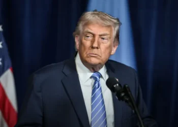 Трамп получил медаль Нобелевской премии мира, но не стал лауреатом