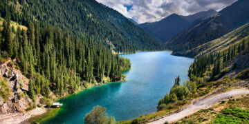 Vogue включил Казахстан в число 14 лучших направлений 2025 года