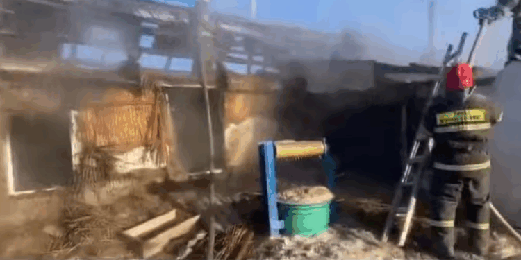 В Павлодарской области сгорел частный дом, погибли два ребенка