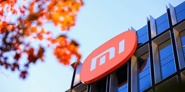 Xiaomi расширяет портфель AIoT-устройств в категориях мобильности, носимой электроники и повседневных аксессуаров