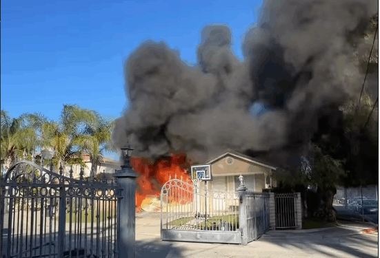 Дом казахстанского спортсмена сгорел в Лос-Анджелесе
