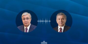 Президент Казахстана провёл телефонный разговор с лидером Узбекистана