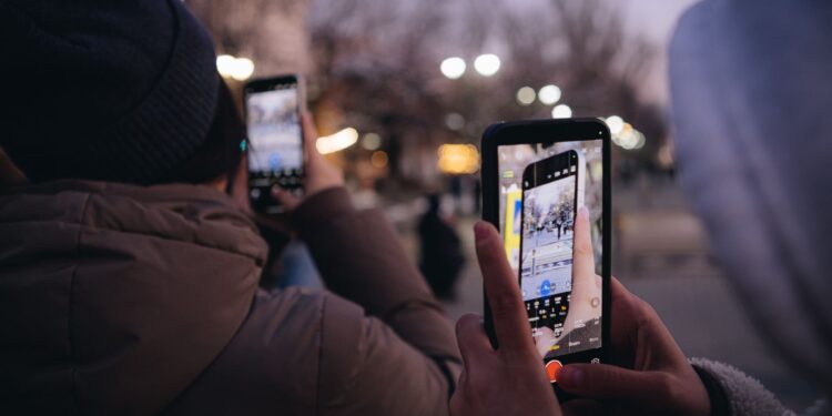 В Алматы прошел мастер-класс Xiaomi × Leica: Master of Night