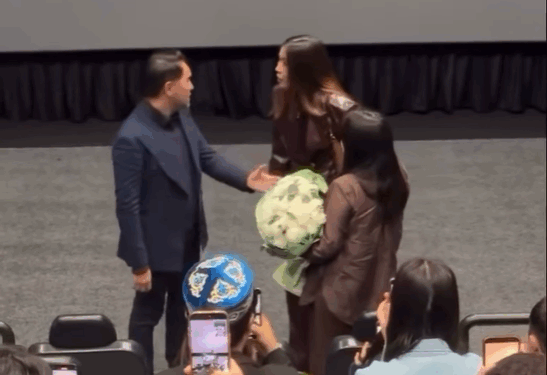 Видео, взбудоражившее Казнет: мужа поймали с другой девушкой в кинотеатре