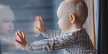 Трагедия в Степногорске: 5-летний ребёнок погиб, выпав с шестого этажа