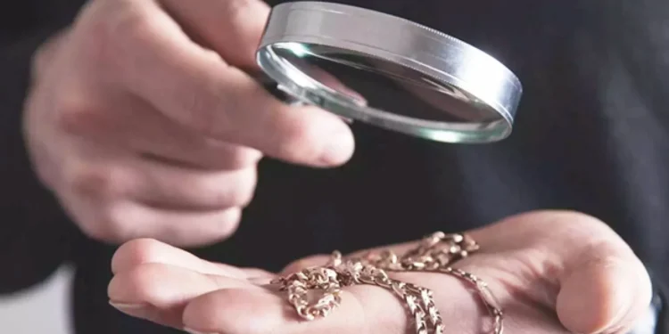 Владелец ломбарда наживался на нуждающихся: незаконный доход на сумму в 93 млн тенге