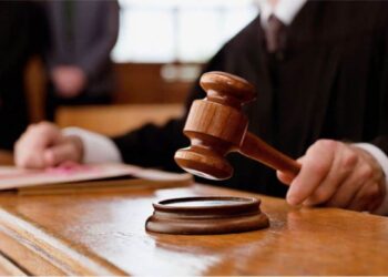 Защищала мужа и убила нападавшего: в Абайской области женщину освободили в суде