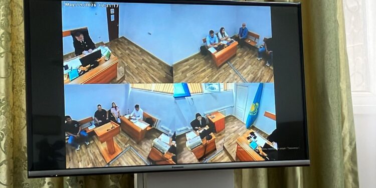 Застройщик из Алматы намерен доказать законность строительства ЖК в суде против Вадима Борейко