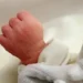 В Узбекистане родился младенец с четырьмя ногами