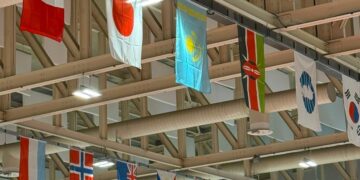 Казахстанские шахматисты выступают на чемпионате мира среди молодежи в Италии
